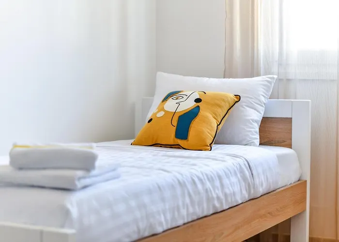Spacious Apartment Nero With Free Parking
